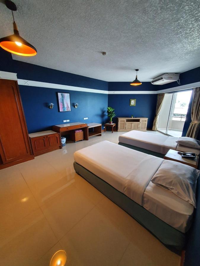 Markland Beach View Pattaya Extérieur photo